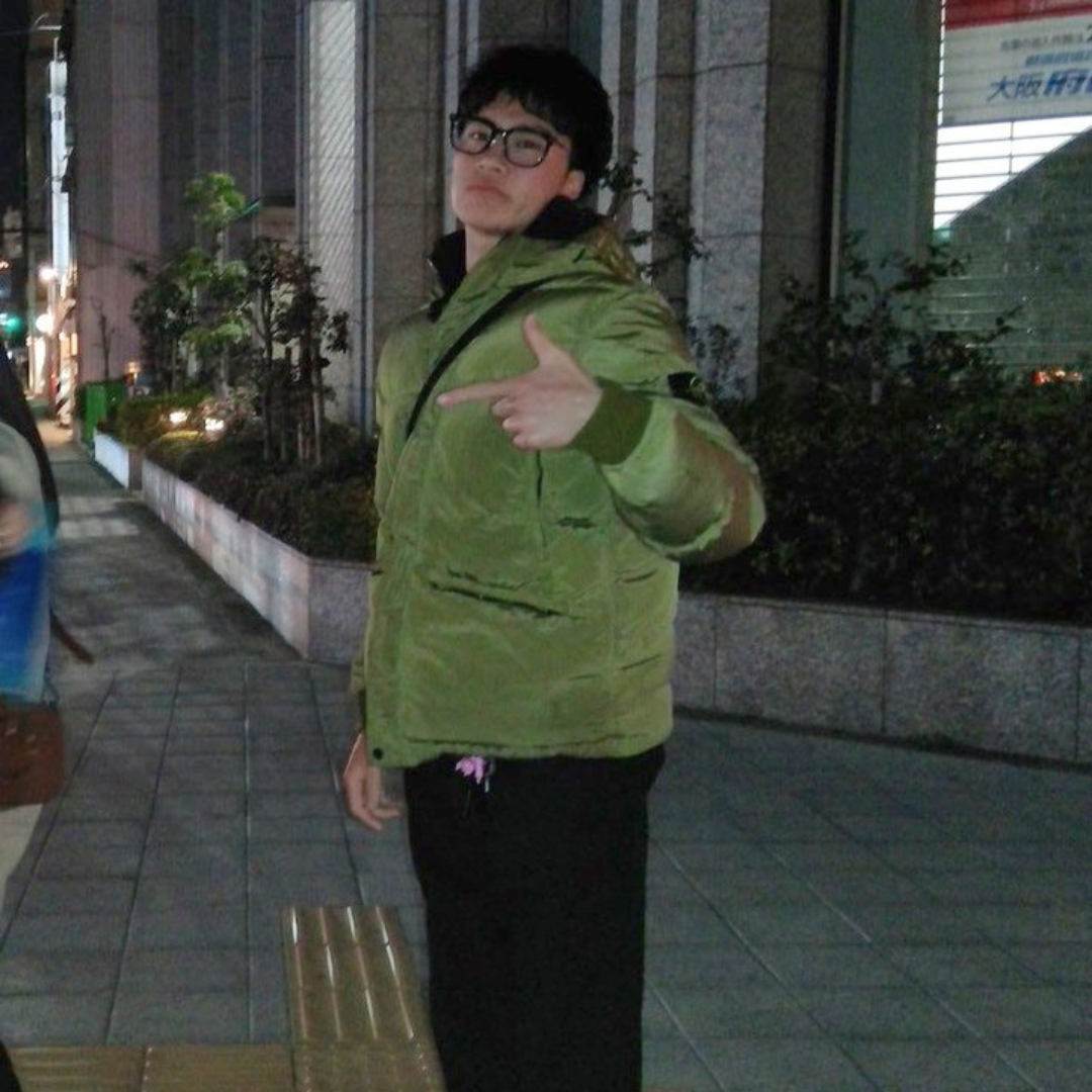 山内 悠世